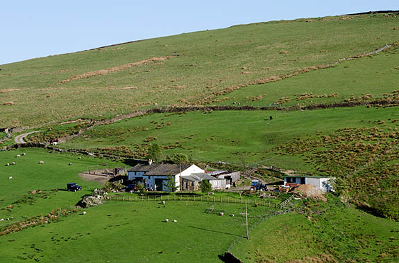 ENG: Lancashire , The Pennines, Burnley Borough, Burnley Moors. Isolated Pennine farmstead [Ask for #270.278.]