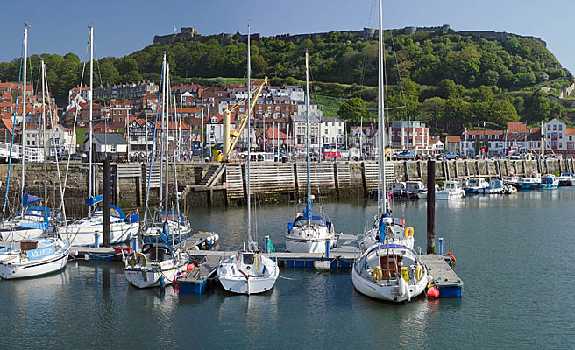 ENG: Yorkshire & Humberside Region, North Yorkshire, North Yorkshire Coast, Scarborough City, Old Harbour, View across harbor to the castle [Ask for #270.535.]